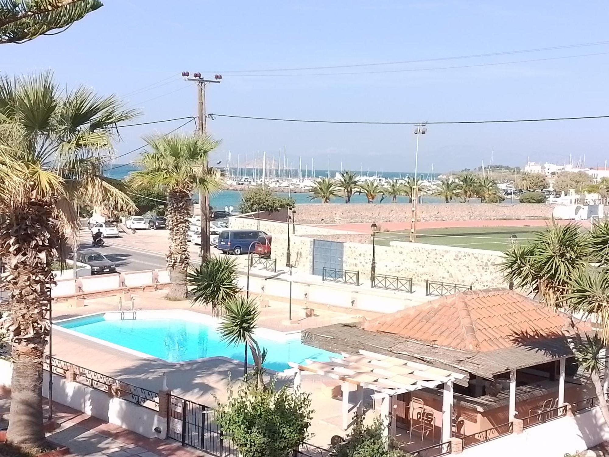 Miranta Hotel - Apartments & Studios Aegina 外观 照片