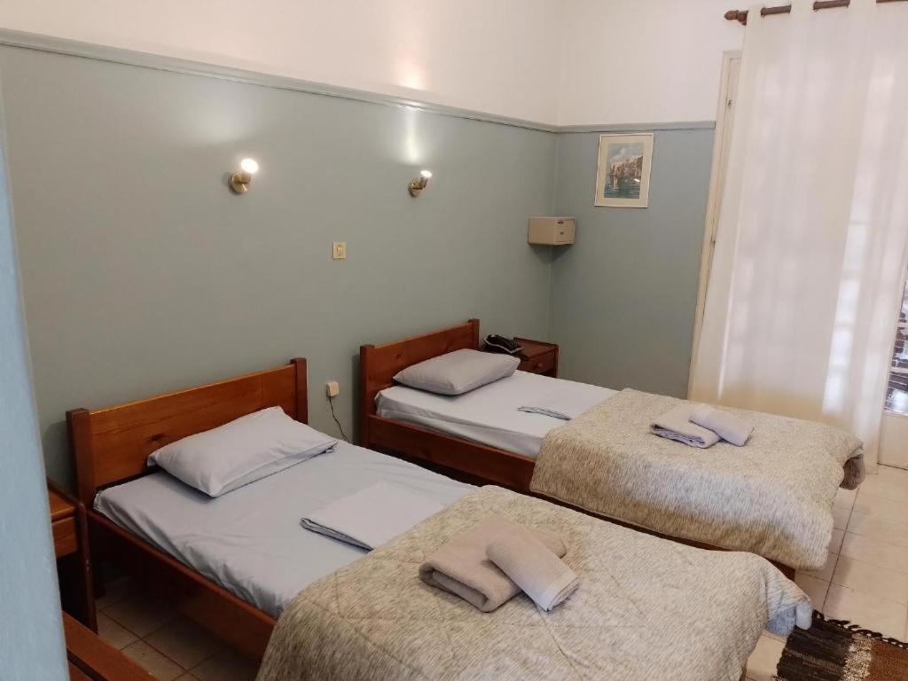 Miranta Hotel - Apartments & Studios Aegina 外观 照片