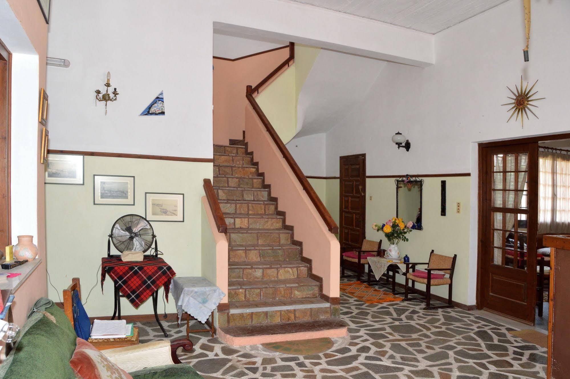 Miranta Hotel - Apartments & Studios Aegina 外观 照片