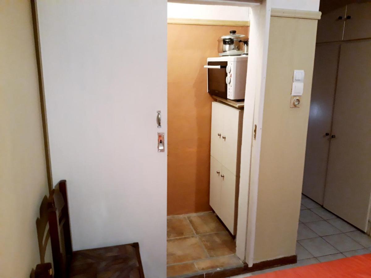 Miranta Hotel - Apartments & Studios Aegina 外观 照片